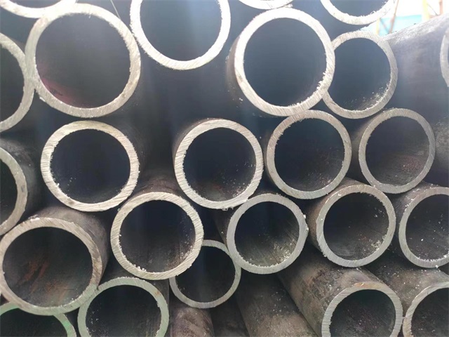 汕尾10#结构用无缝钢管